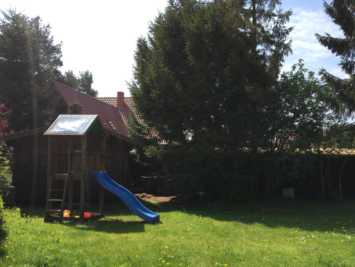 Trollhus - Grosses Familienfreundliches Ferienhaus Борн Экстерьер фото