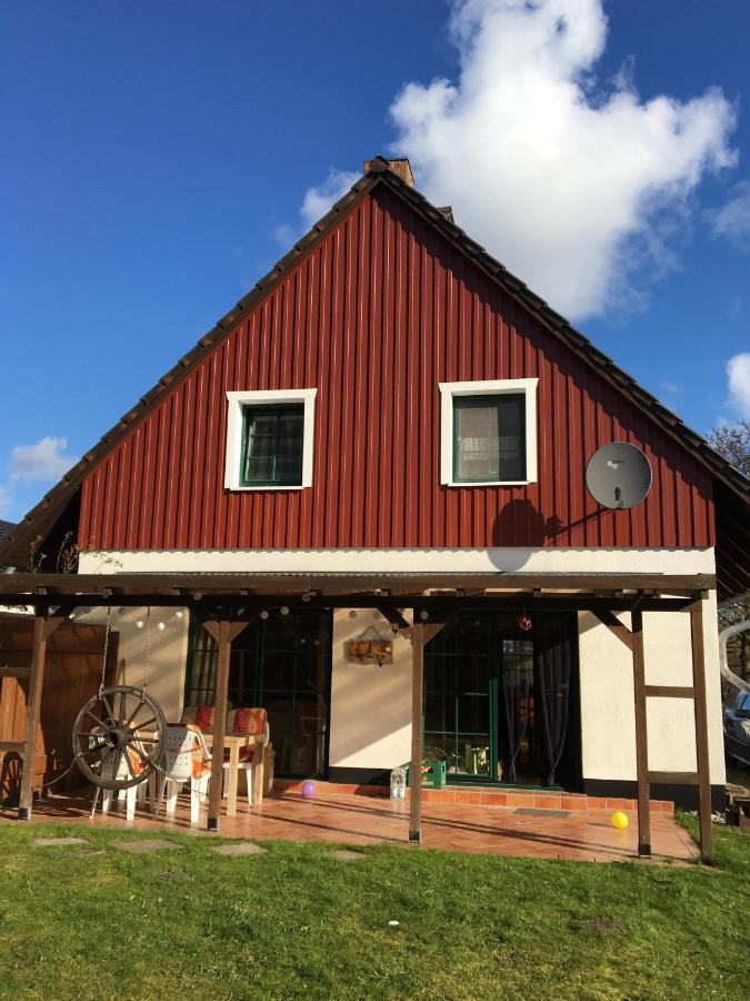 Trollhus - Grosses Familienfreundliches Ferienhaus Борн Экстерьер фото