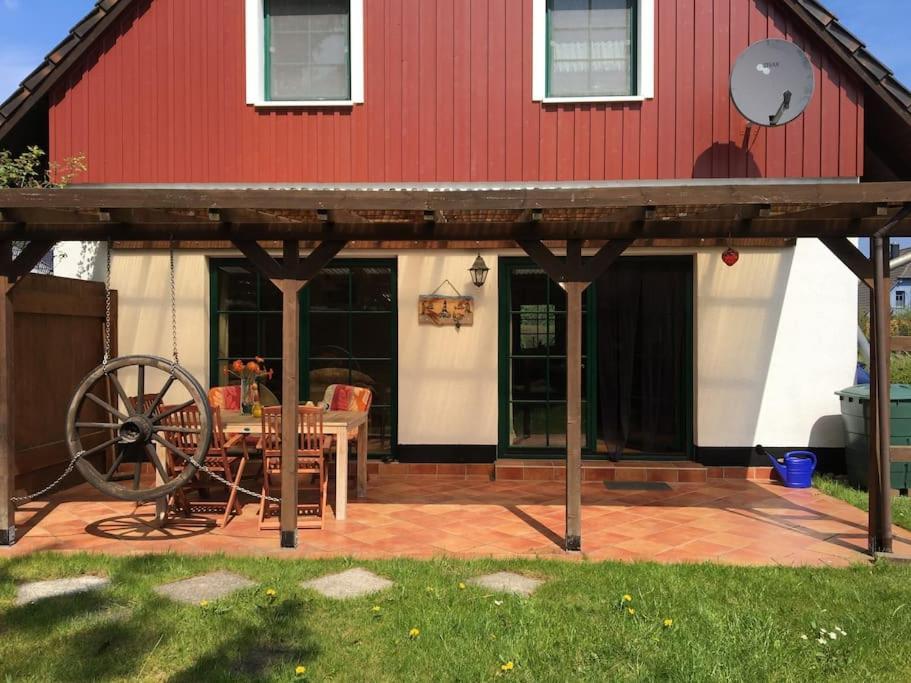 Trollhus - Grosses Familienfreundliches Ferienhaus Борн Экстерьер фото